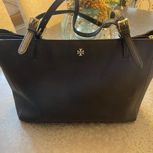 Large Tory Burch Black Saffiano Leather Tote with Zip pocket EUC!